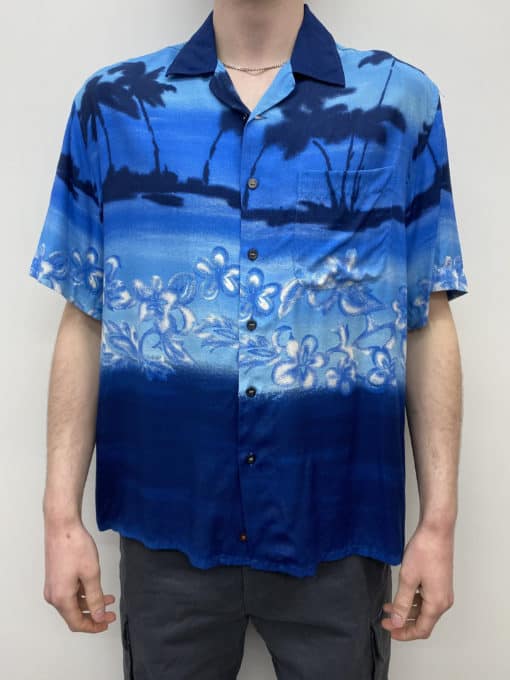 Artsy Mens Vintage Hawaiian Shirt with Lapel Collar in Blue Floral Palm Design Spray Painted Print Blurred Edges - UK Size Men's XL / XXL