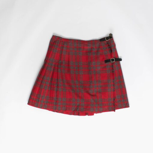 Red tartan short kilt with pleats and buckle detail, 70s 80s vintage skirt, 32 waist - Medium / Large